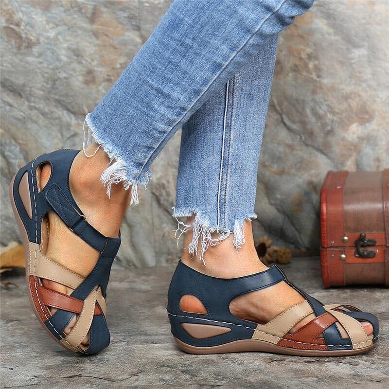 Damen Retro Sandalen mit runder Zehenpartie und Schnalle